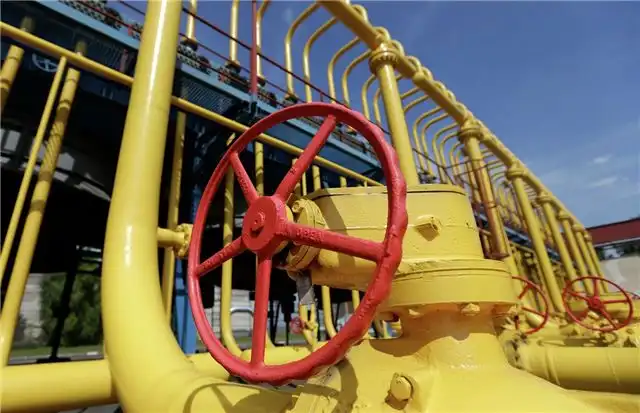 «Газпром» предупреждает о продлении сезона активного расхода газа из е...