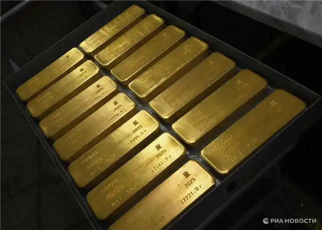 Цена золота на бирже поднялась выше $5500 за тройскую унцию и достигла рекордного уровня