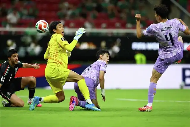 Глава KFA Чон Мон Гю ушел в отставку после неудачного выступления сбор...