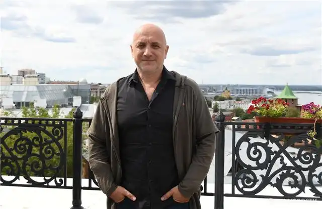 Захар Прилепин сообщил, что не собирается сейчас возвращаться в политическую жизнь