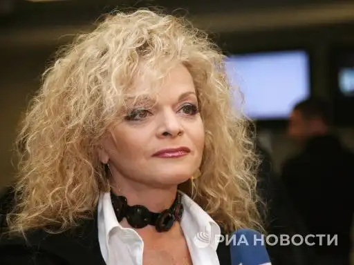 Лариса Долина представит новый клип на композицию "Ваши голоса" уже 16 июня