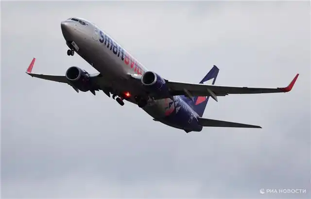 Самолет Smartavia из Сочи в Архангельск подал сигнал бедствия над Черным морем