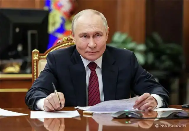 Путин подчеркнул уникальную роль каждого из 47 малых народов в единстве России