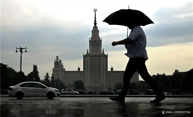 Позднякова прогнозирует - в Москве на выходных дождь и тепло до 26 градусов