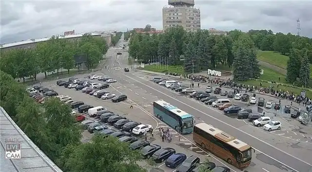 Длинная очередь на въезд в Россию на эстонской границе не сокращается уже четыре дня подряд