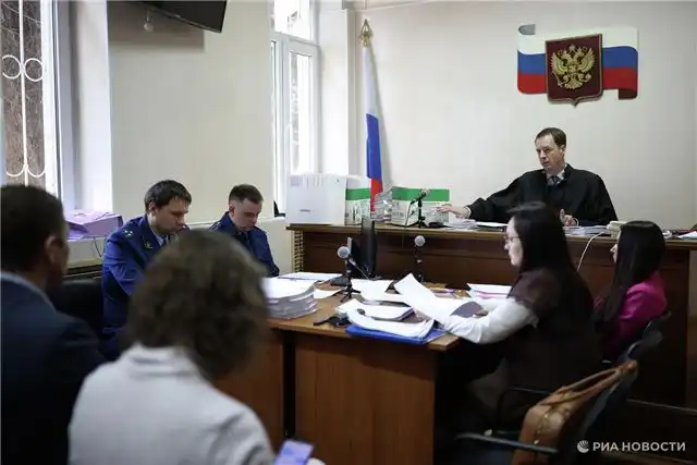 Экс-супруг экс-судьи Хахалевой согласился с ходатайством Генпрокуратур...