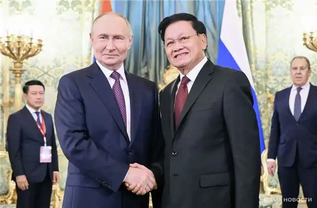 Путин отметил динамичное сотрудничество России и Лаоса на мировой сцен...