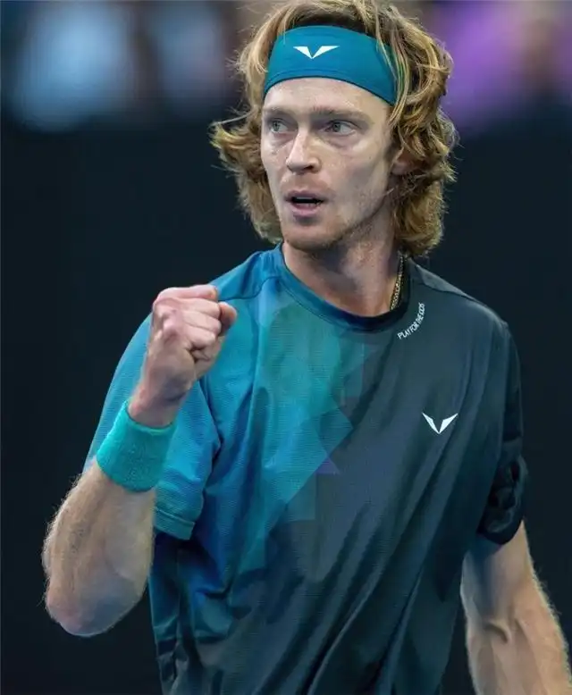 Рублев прошёл Пеллегрино и вышел во второй круг турнира ATP 250 в Бост...