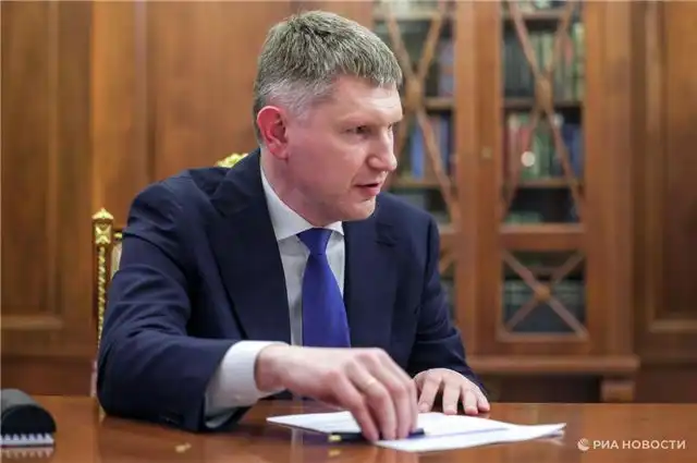 Решетников призвал обеспечить честную конкуренцию на российских цифров...