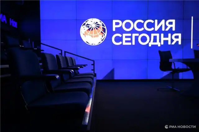 Протасов тепло поздравил команду «Россия сегодня» с 85?летием Совинфор...