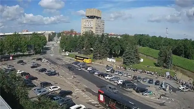 Новые правила вызвали скопления на границе - таможня предупредила о задержках со стороны Нарвы