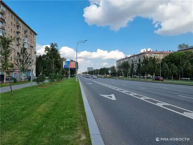 Асфальтовое покрытие на Ленинском проспекте в Москве обновлено и готово к поездкам