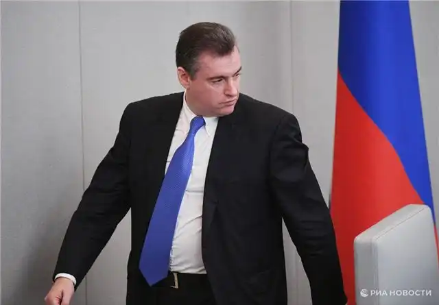 Слуцкий предложил засчитать уход за ребёнком до трех лет в страховой с...
