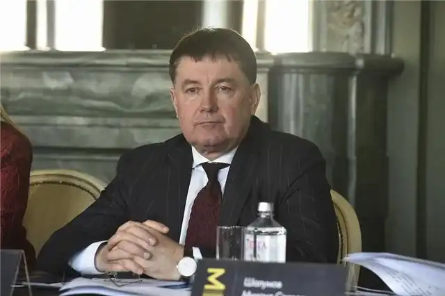 Более сотни недвижимых объектов конфисковали у бывшего главы Совета судей Момотова