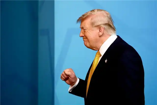 Трамп утверждает, что его ролик в TikTok набрал около четырех миллиард...