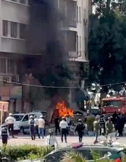 Paris Match — в момент взрывов у отеля в Дамаске Макрона там не ...