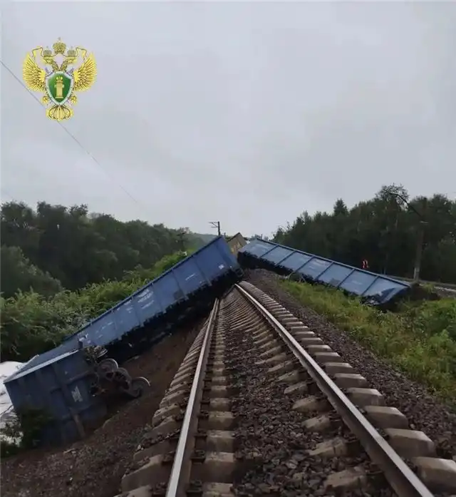 В Пермском крае девять поездов задерживаются из?за схода вагонов