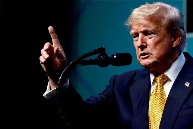 Трамп угрожает ударом тысяче ракет по Ирану в ответ на попытку покушен...