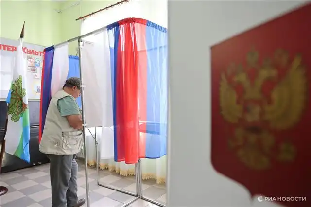 Социологический опрос — ЕР набирает поддержку 34% избирателей Ро...